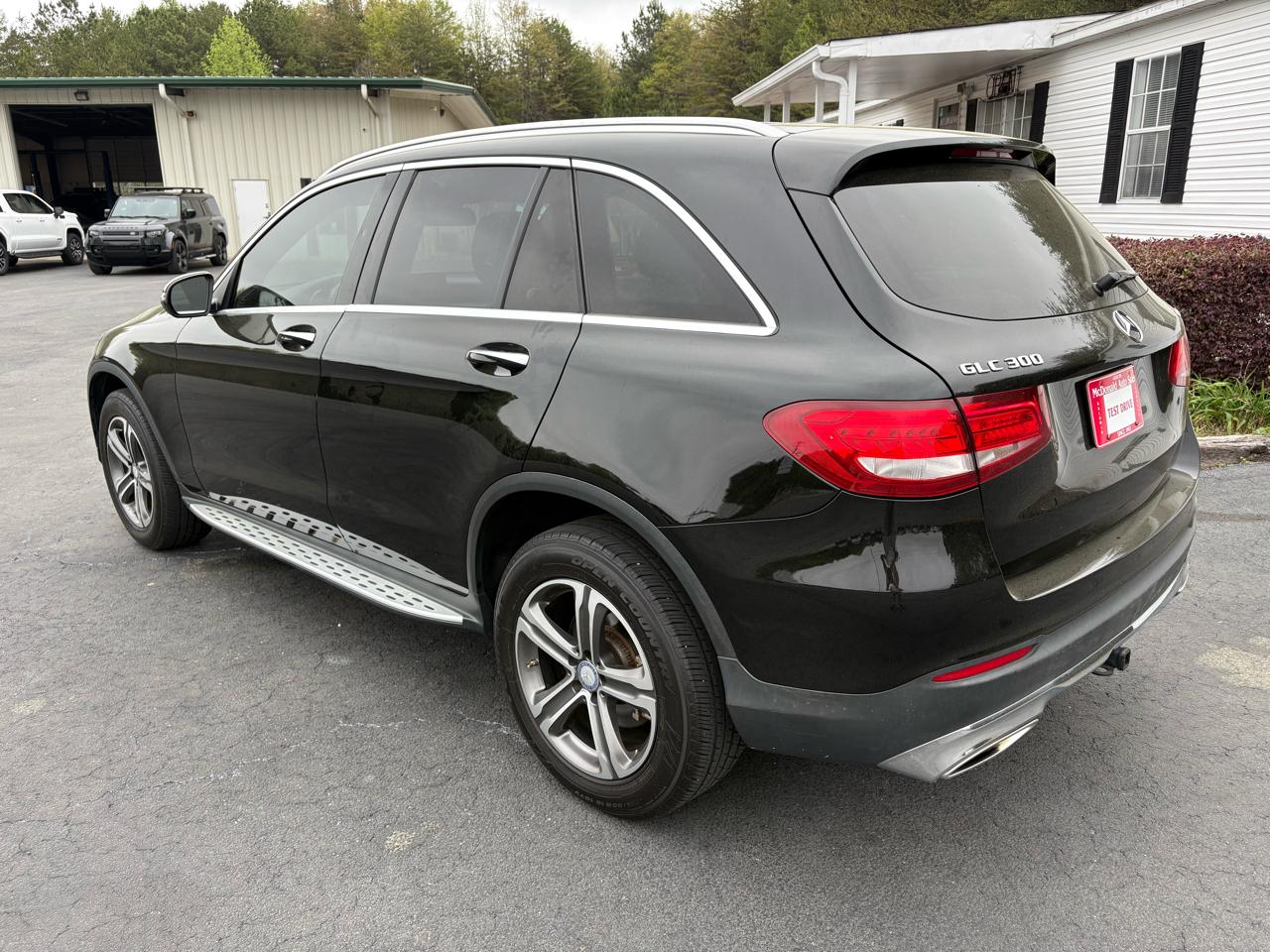 Mercedes-Benz GLC-Class GLC300 4MATIC 2017