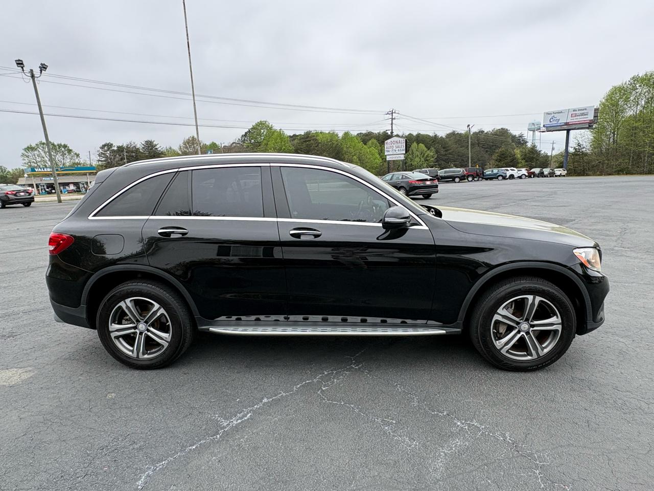 Mercedes-Benz GLC-Class GLC300 4MATIC 2017
