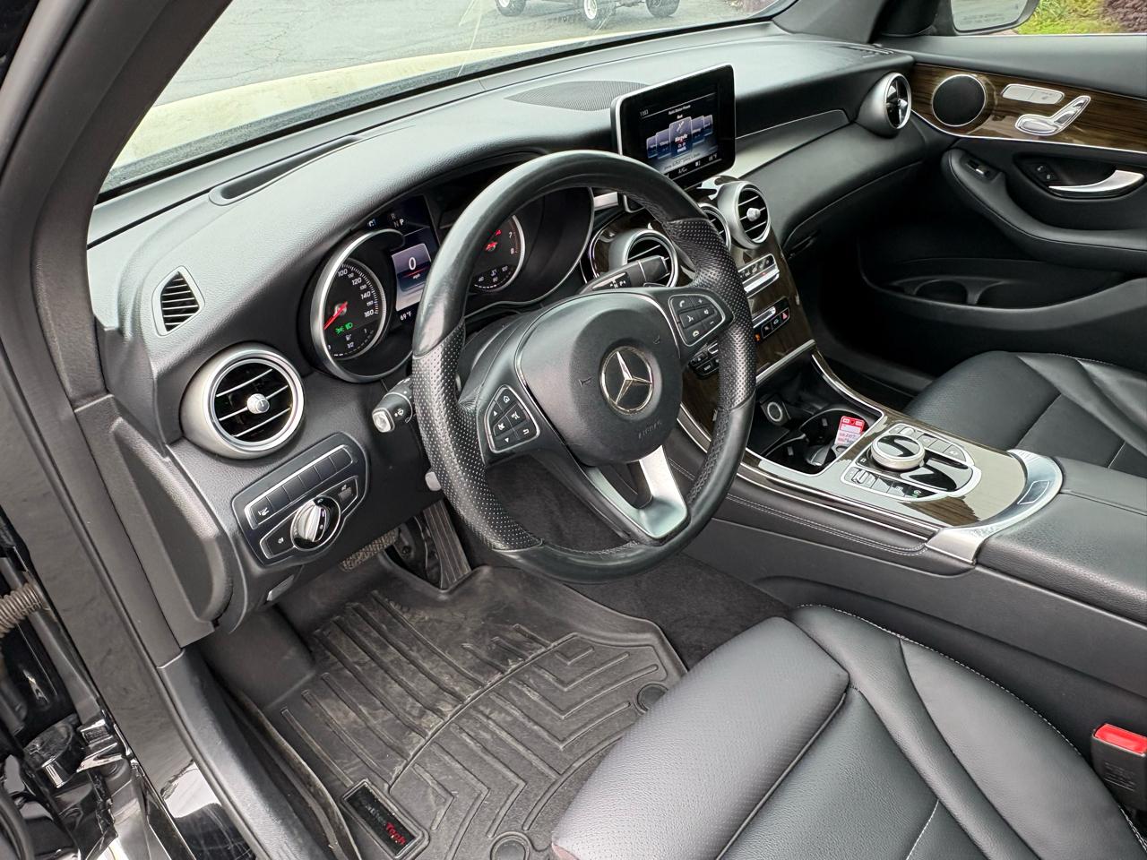 Mercedes-Benz GLC-Class GLC300 4MATIC 2017