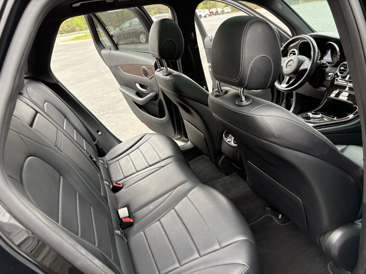 Mercedes-Benz GLC-Class GLC300 4MATIC 2017