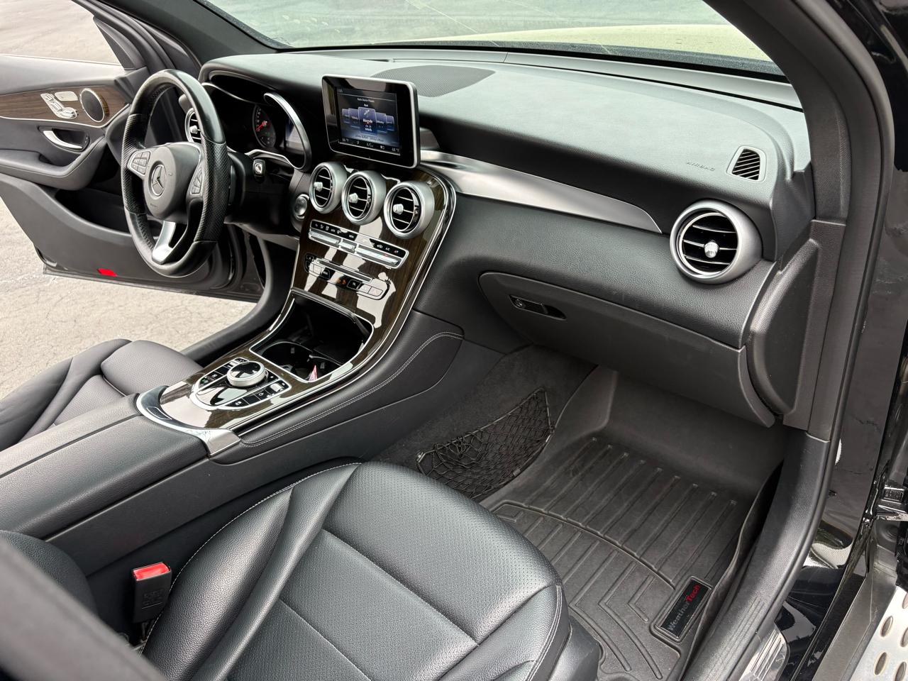 Mercedes-Benz GLC-Class GLC300 4MATIC 2017