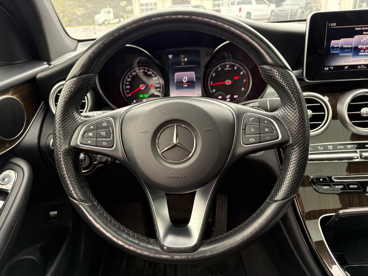 Mercedes-Benz GLC-Class GLC300 4MATIC 2017