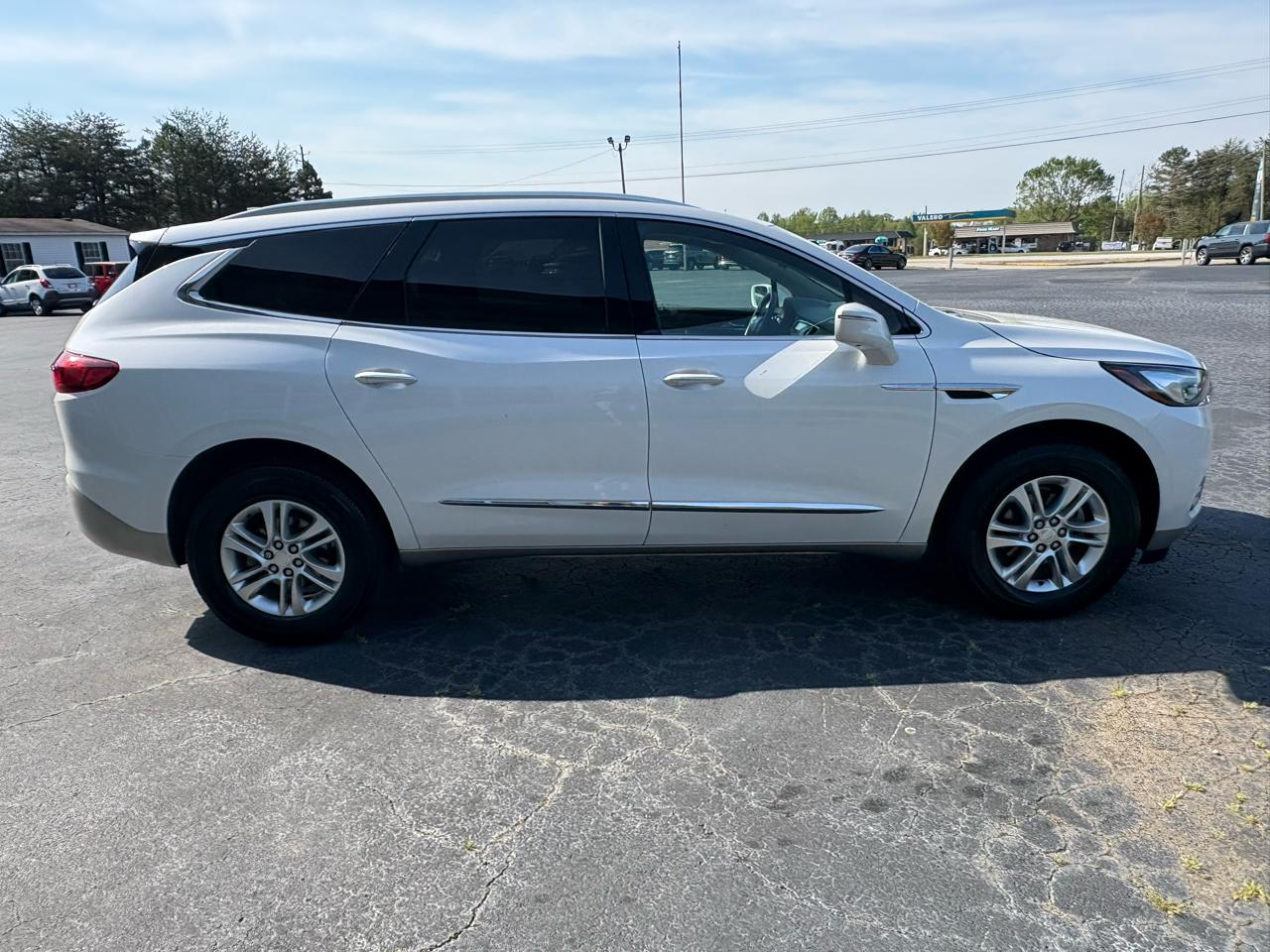 Buick Enclave Essence FWD 2020