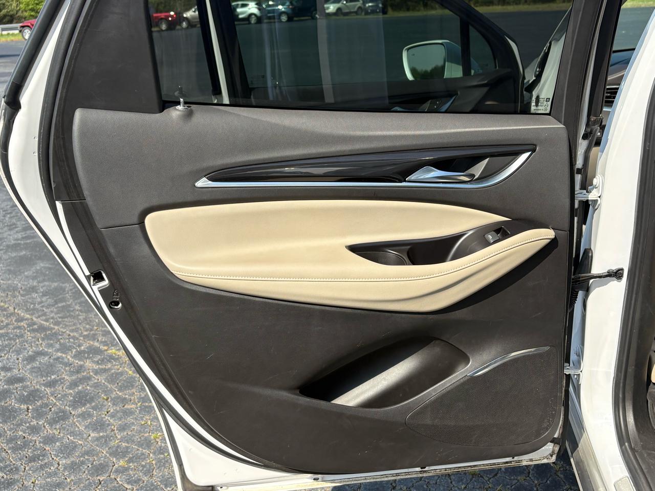 Buick Enclave Essence FWD 2020