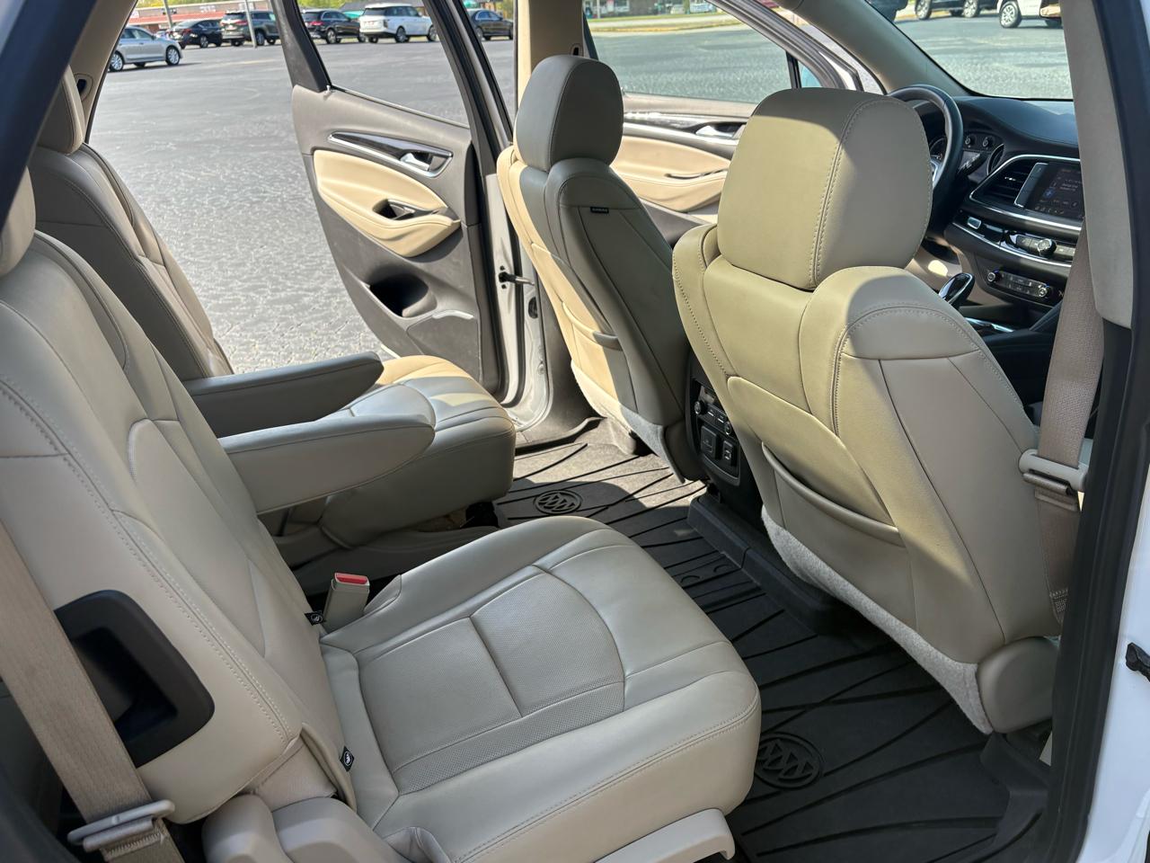 Buick Enclave Essence FWD 2020