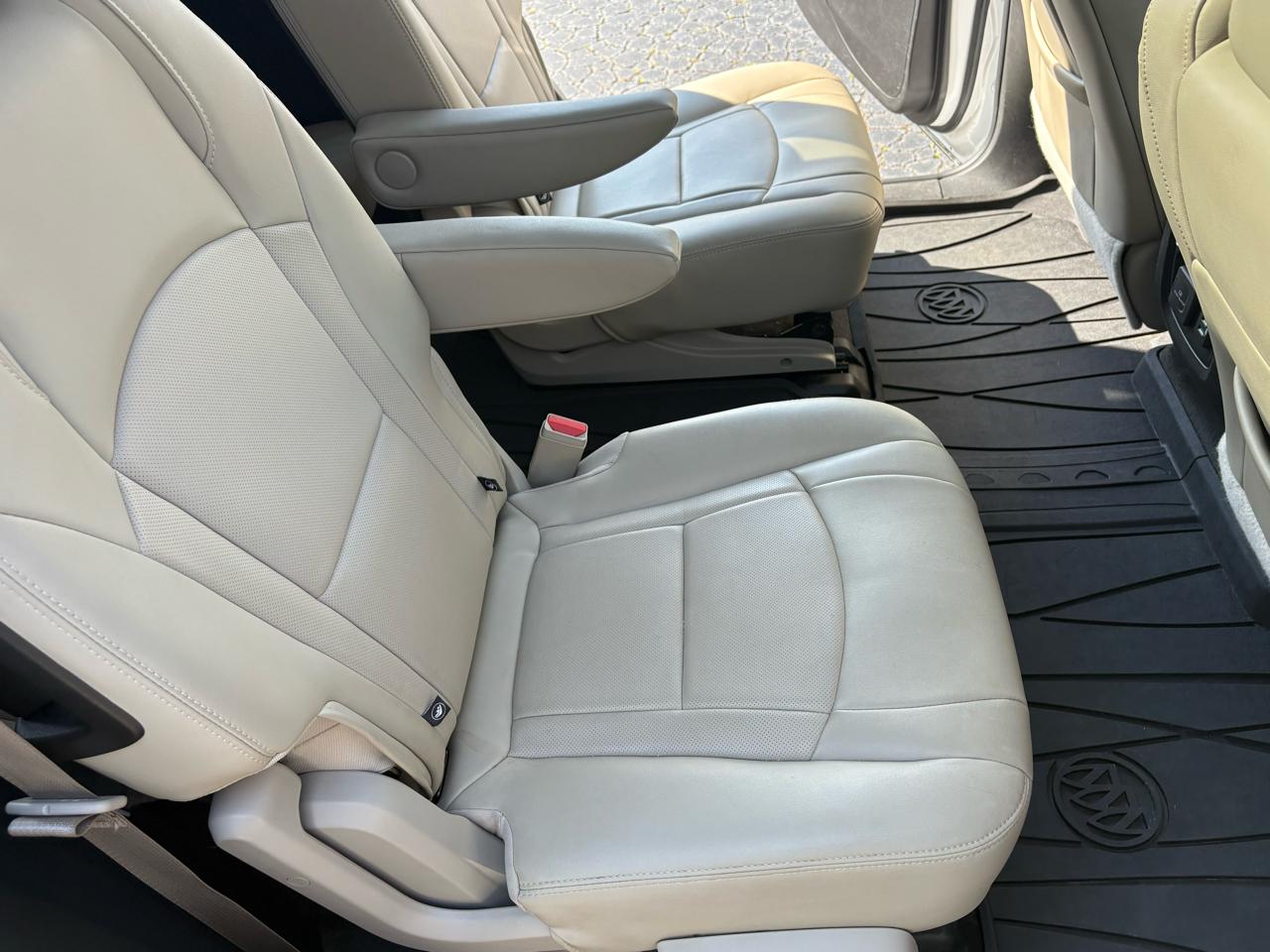 Buick Enclave Essence FWD 2020