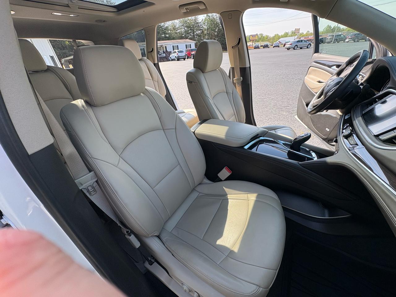 Buick Enclave Essence FWD 2020