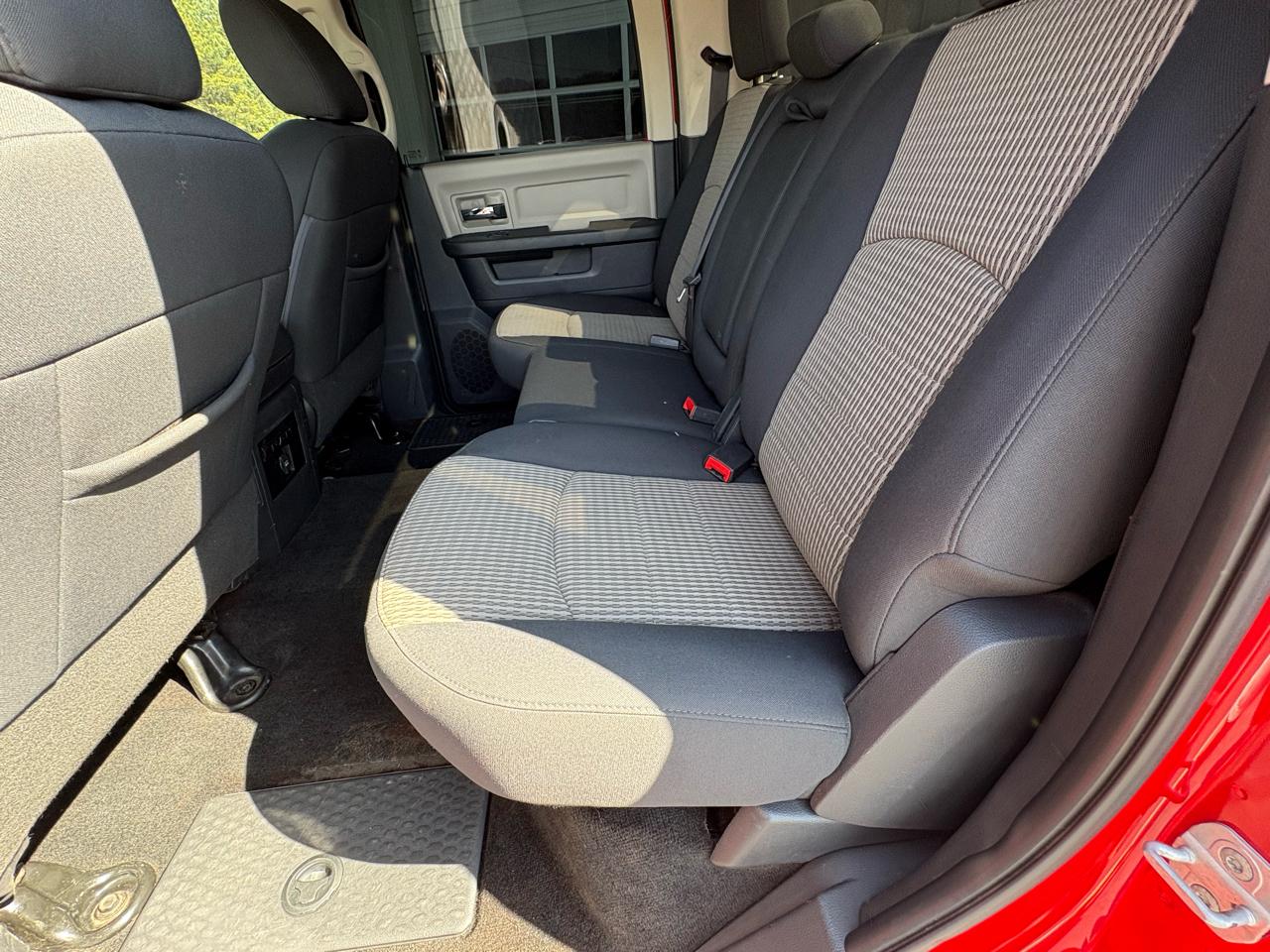 RAM 2500 SLT Crew Cab SWB 4WD 2012