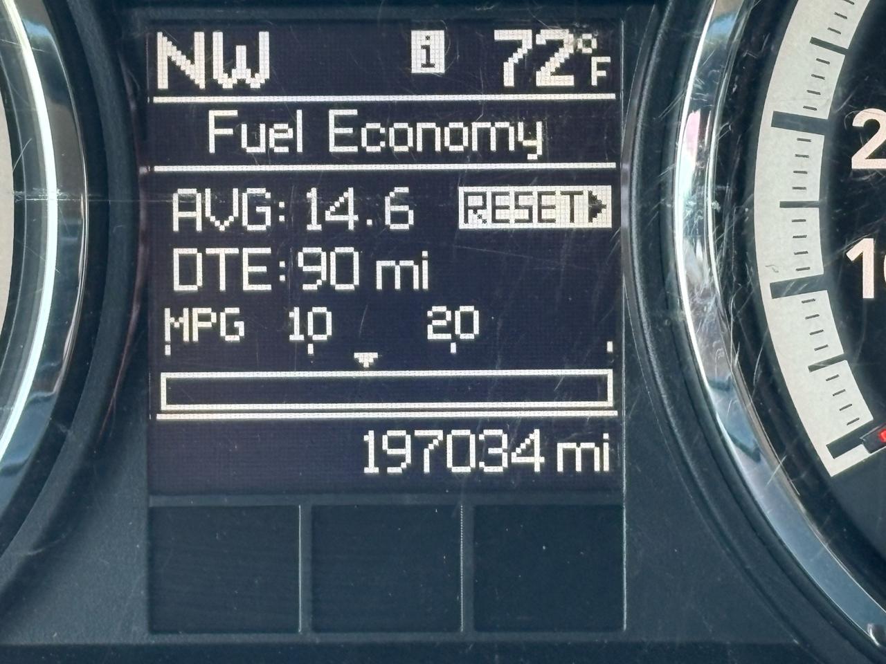 RAM 2500 SLT Crew Cab SWB 4WD 2012