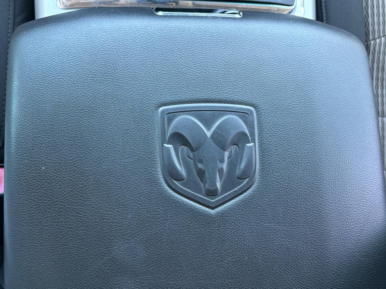 RAM 2500 SLT Crew Cab SWB 4WD 2012