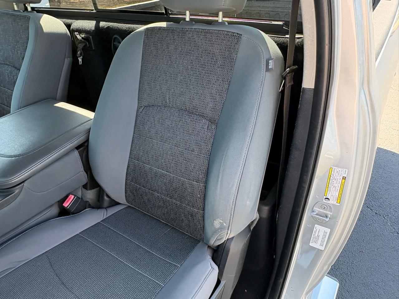 RAM 2500 SLT 4WD 2014