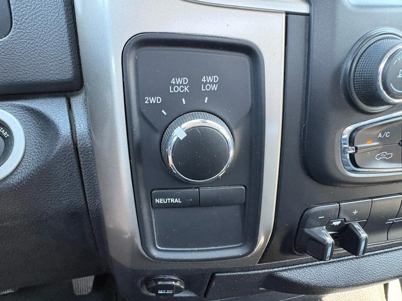 RAM 2500 SLT 4WD 2014