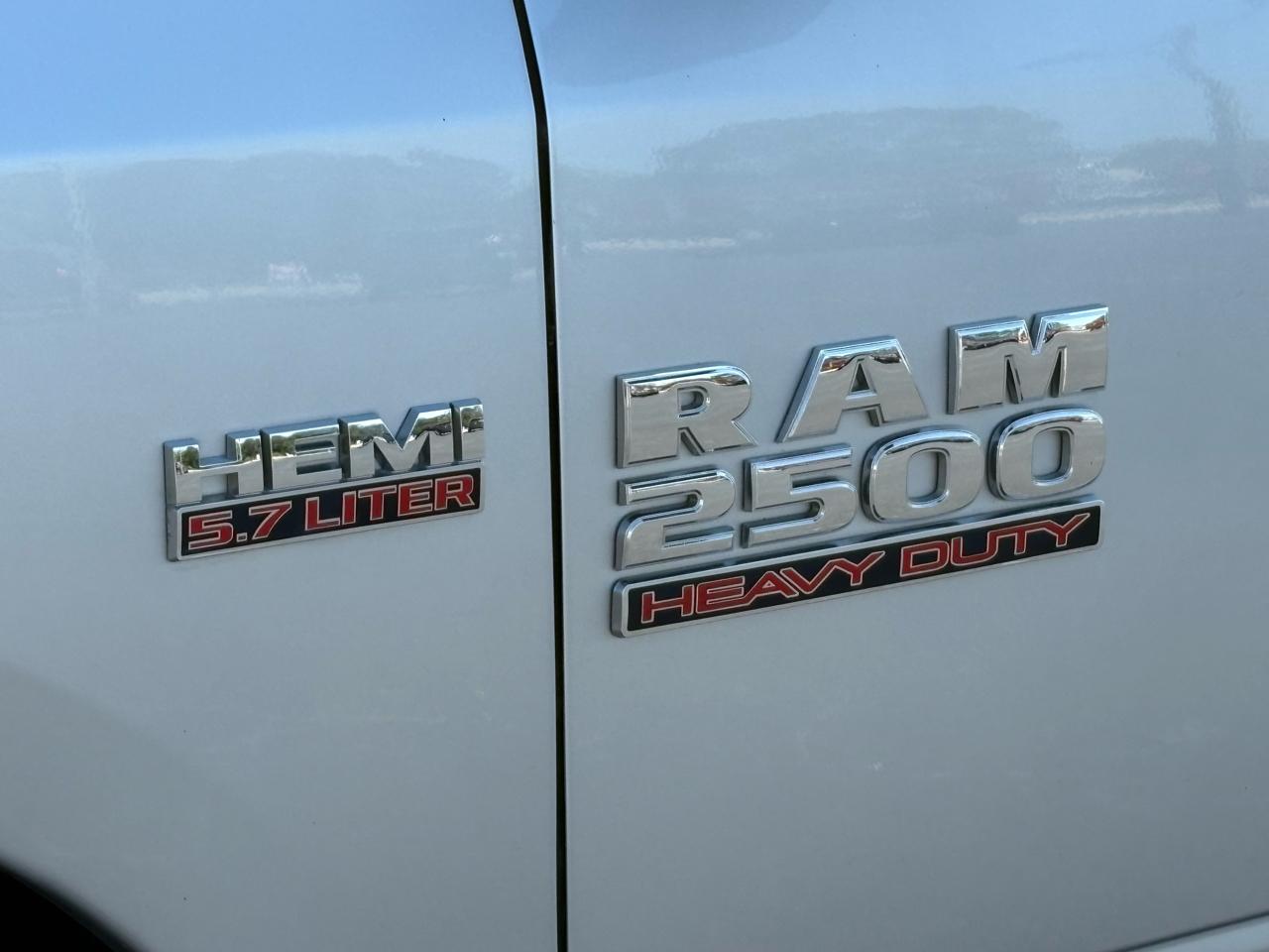 RAM 2500 SLT 4WD 2014