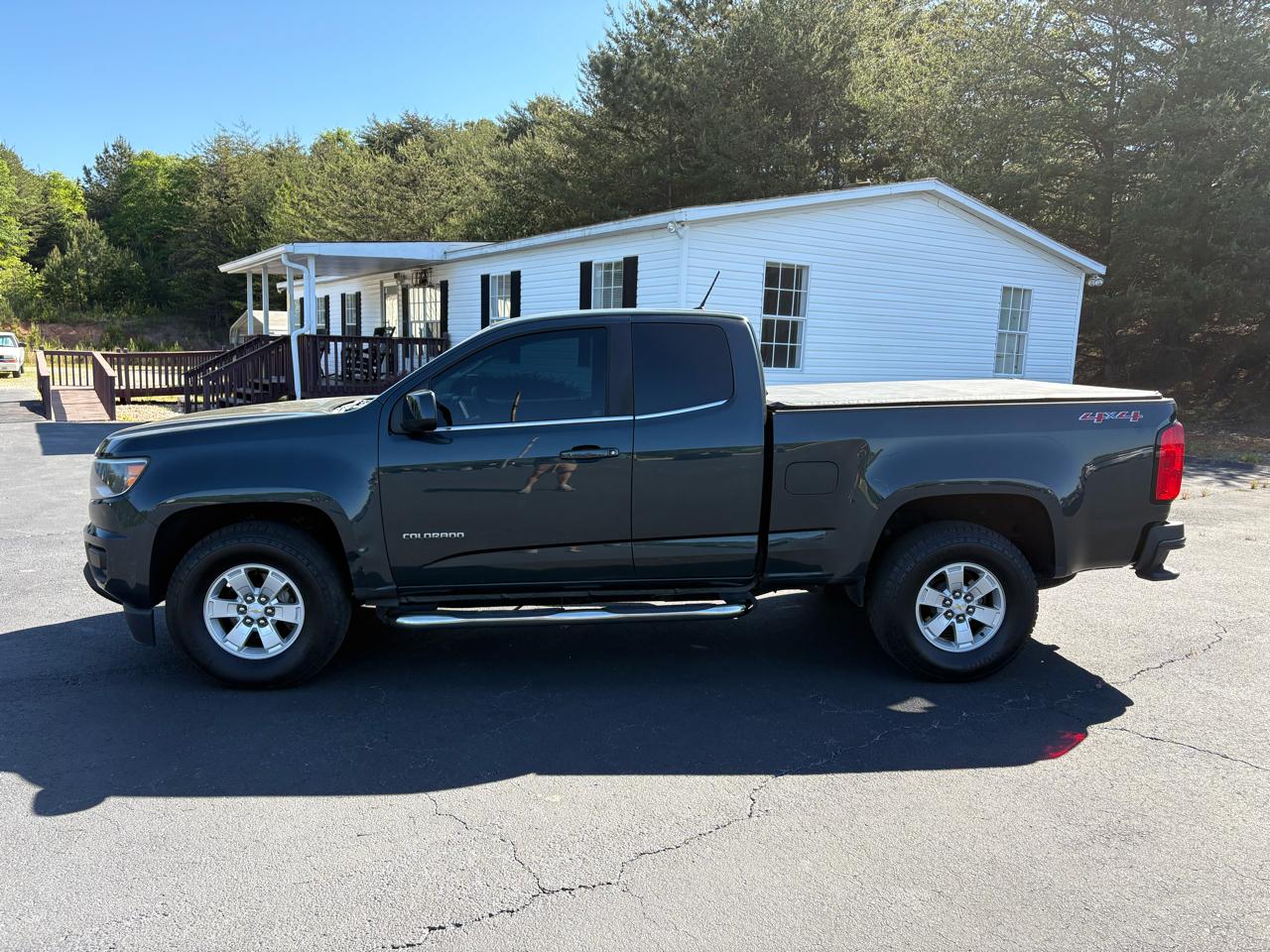 Chevrolet Colorado Work Truck Ext. Cab 4WD 2018
