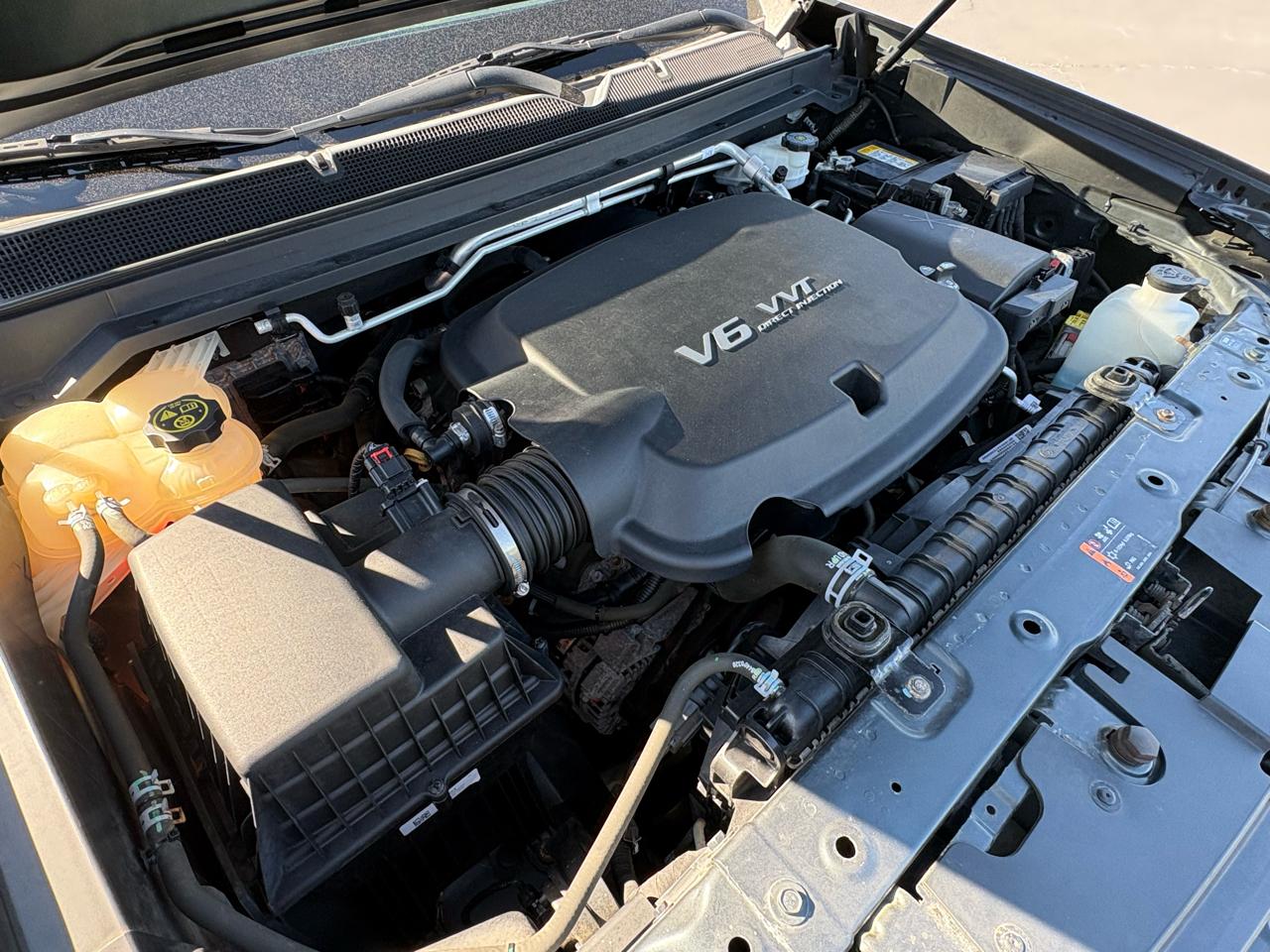 Chevrolet Colorado Work Truck Ext. Cab 4WD 2018