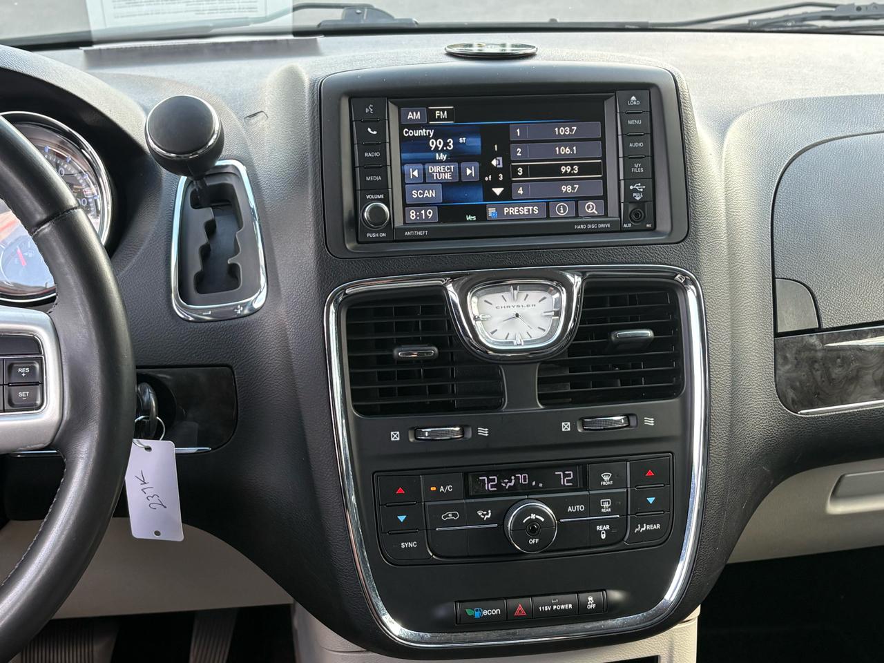 Chrysler Town & Country Touring 2016