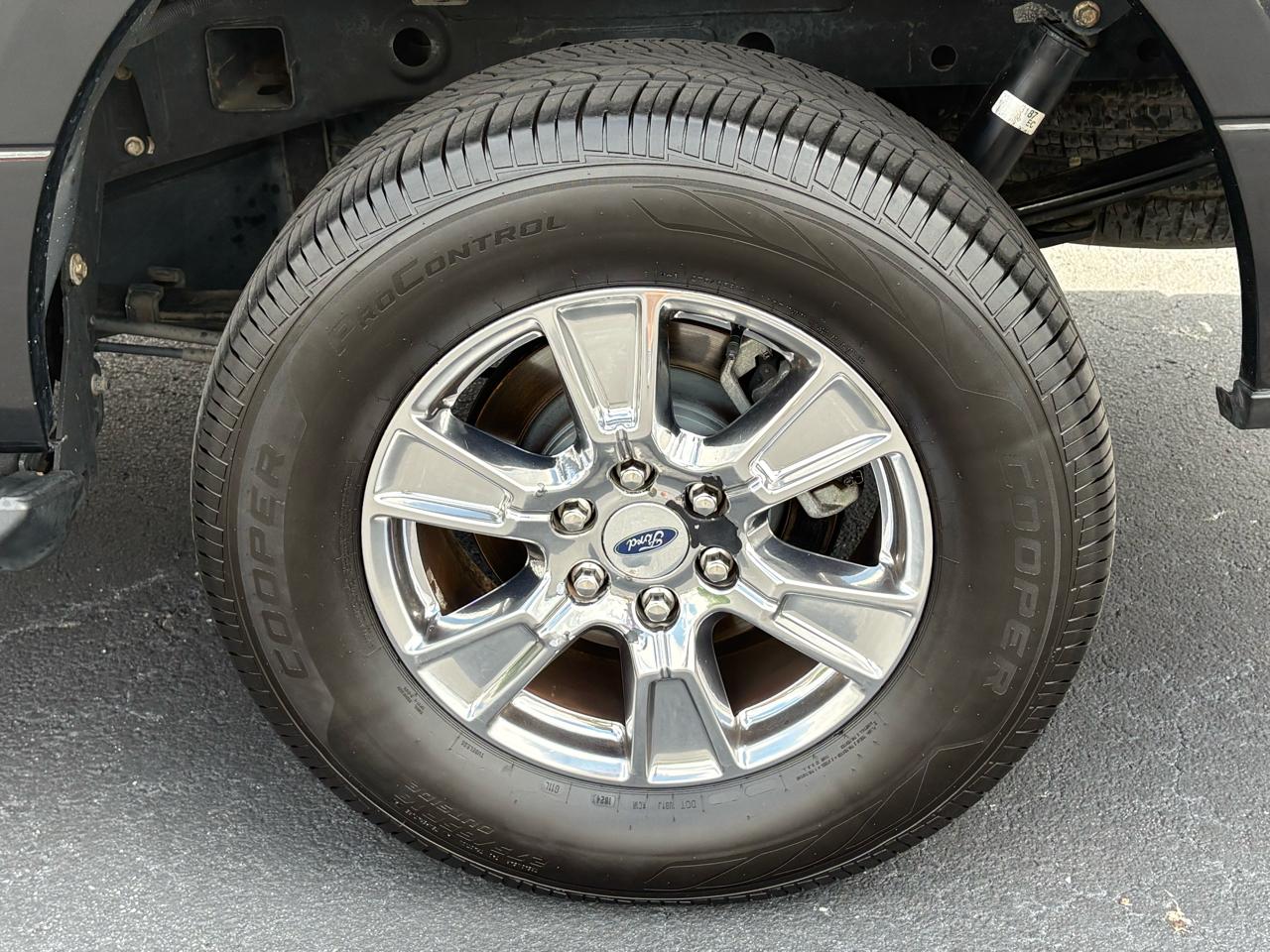 Ford F-150 XLT SuperCrew 5.5-ft. Bed 4WD 2015