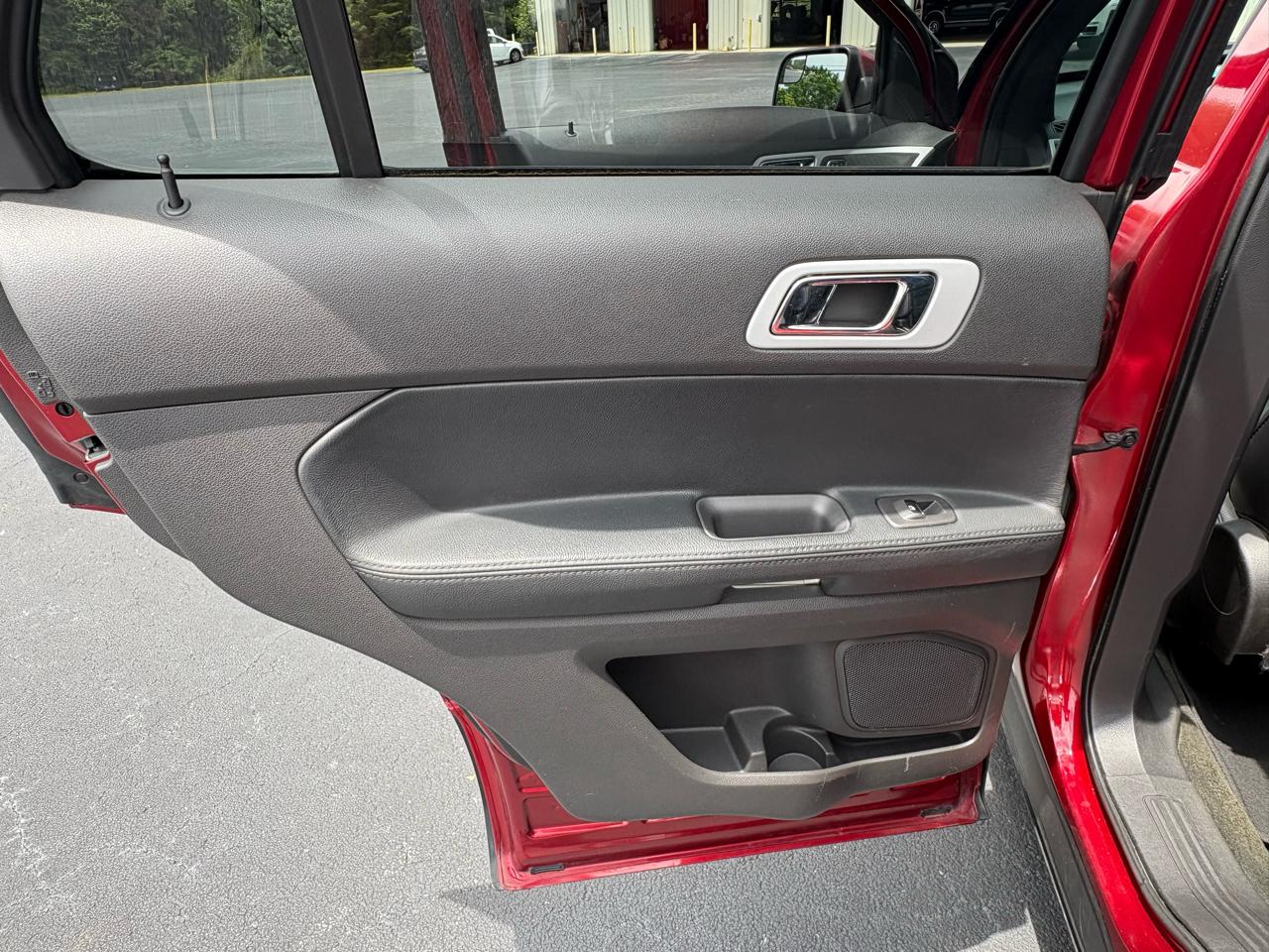 Ford Explorer Limited FWD 2014