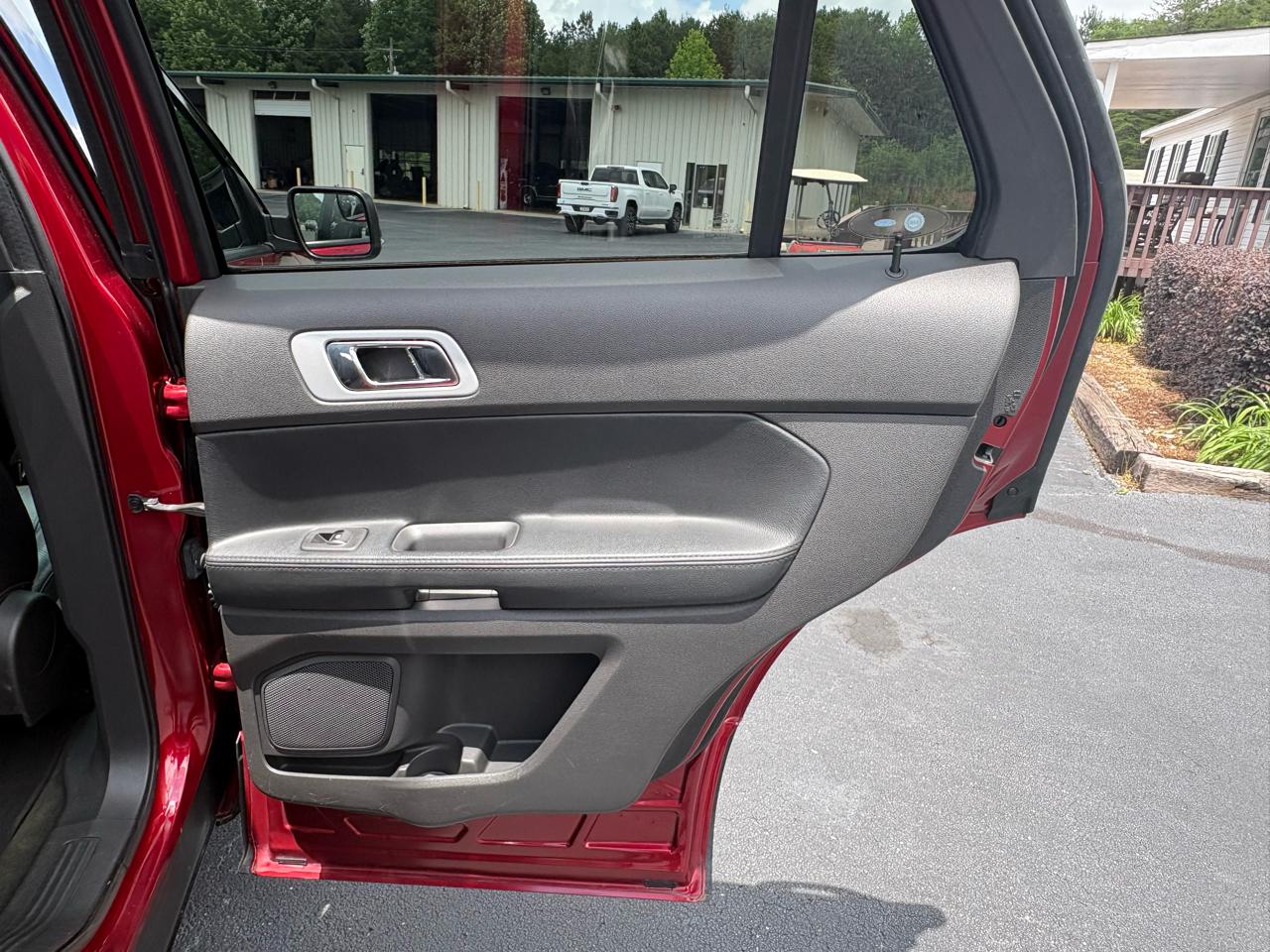 Ford Explorer Limited FWD 2014