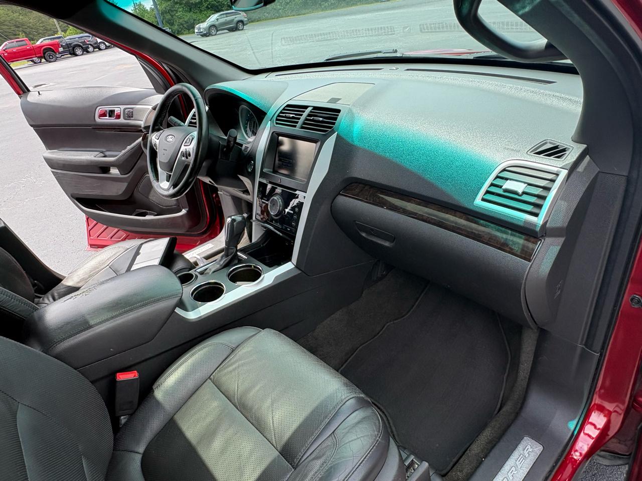Ford Explorer Limited FWD 2014