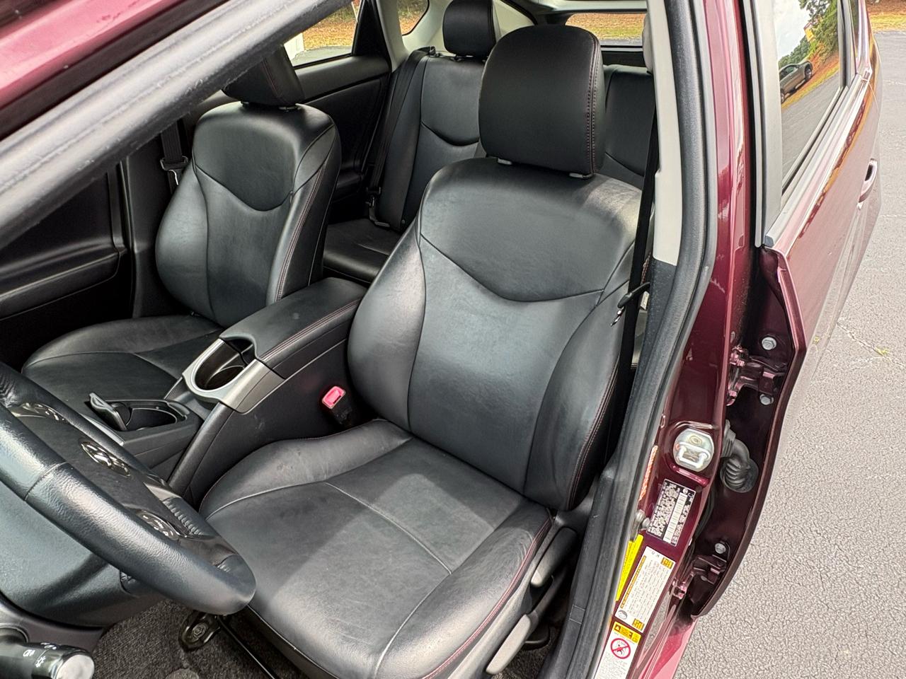 Toyota Prius  2013