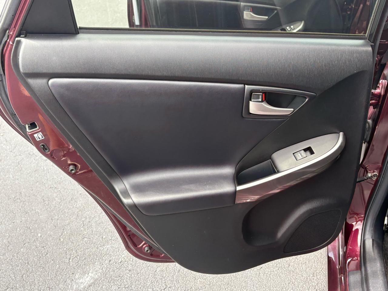 Toyota Prius  2013