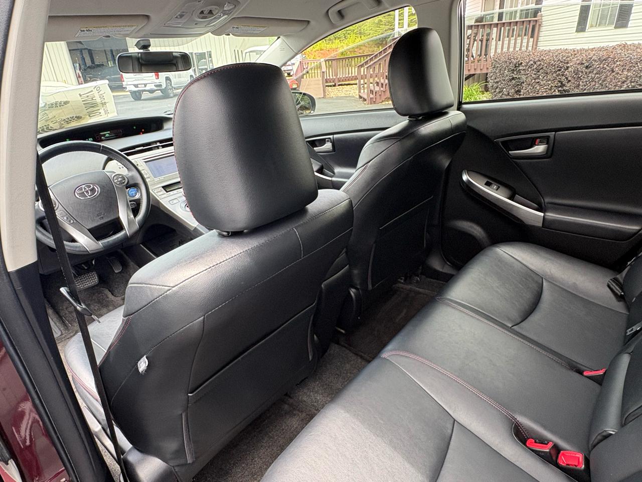 Toyota Prius  2013