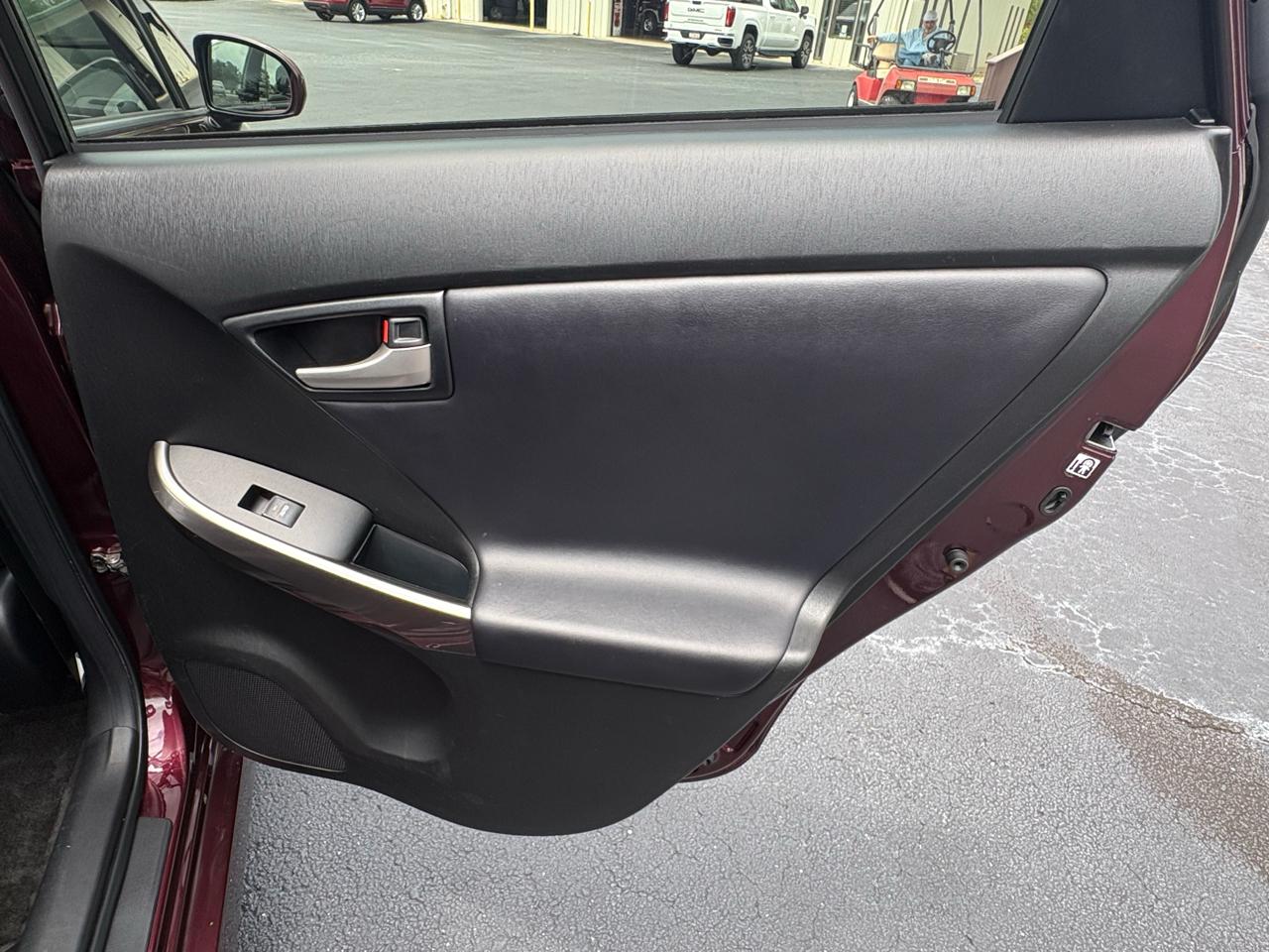 Toyota Prius  2013