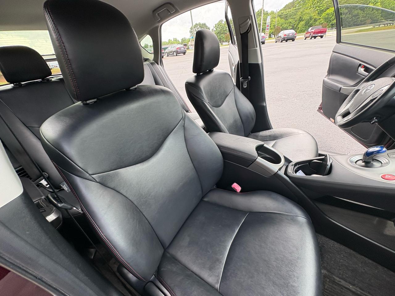 Toyota Prius  2013