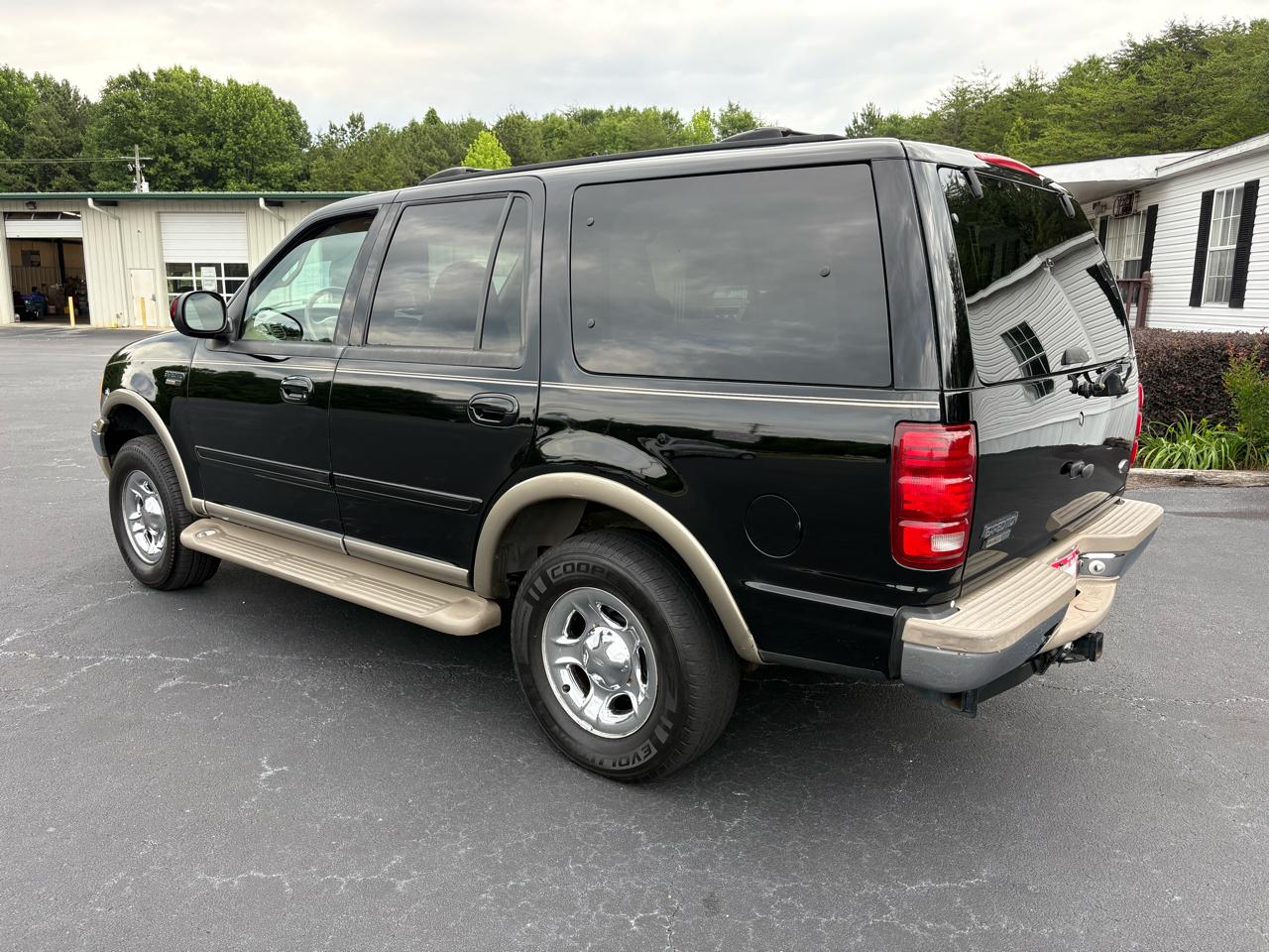 Ford Expedition Eddie Bauer 4WD 2001