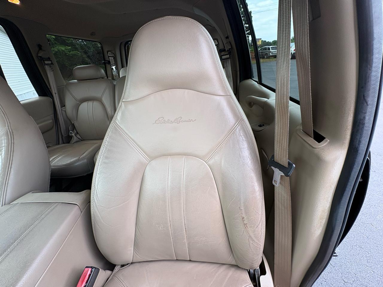 Ford Expedition Eddie Bauer 4WD 2001