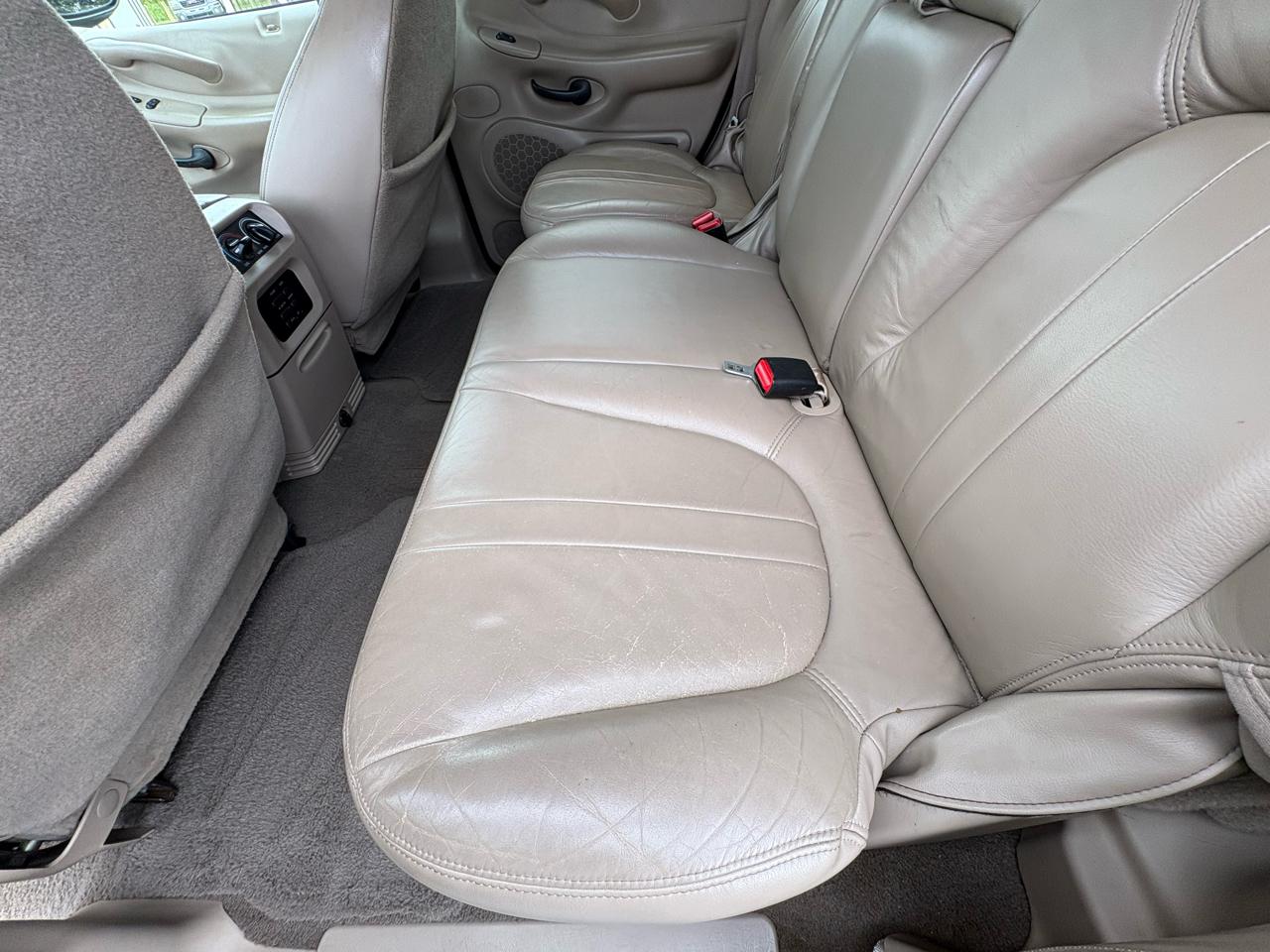 Ford Expedition Eddie Bauer 4WD 2001