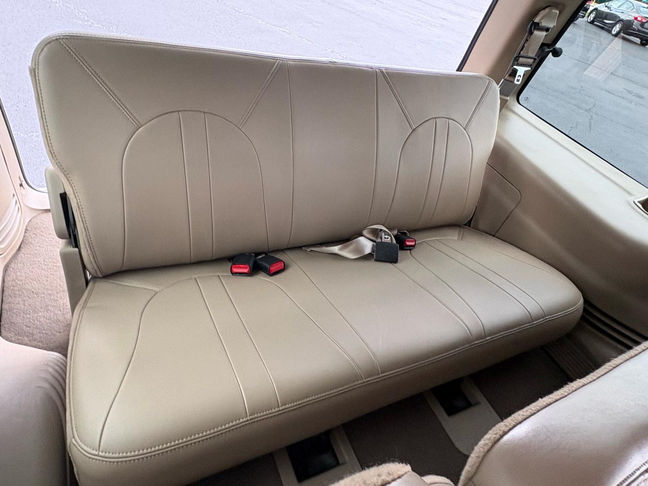 Ford Expedition Eddie Bauer 4WD 2001