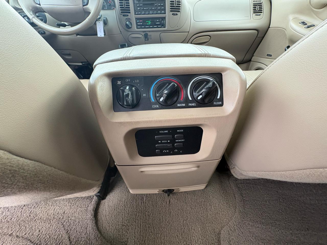 Ford Expedition Eddie Bauer 4WD 2001
