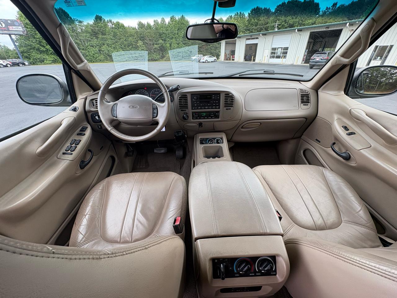 Ford Expedition Eddie Bauer 4WD 2001