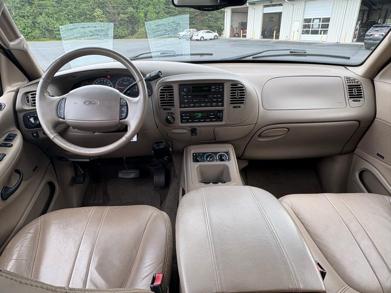 Ford Expedition Eddie Bauer 4WD 2001