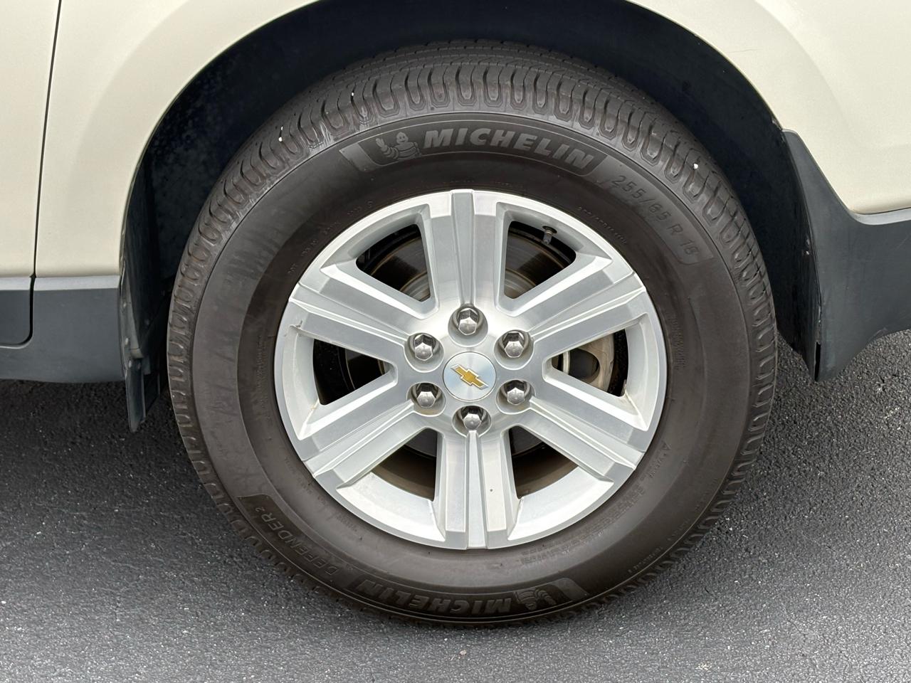 Chevrolet Traverse 1LT FWD 2014