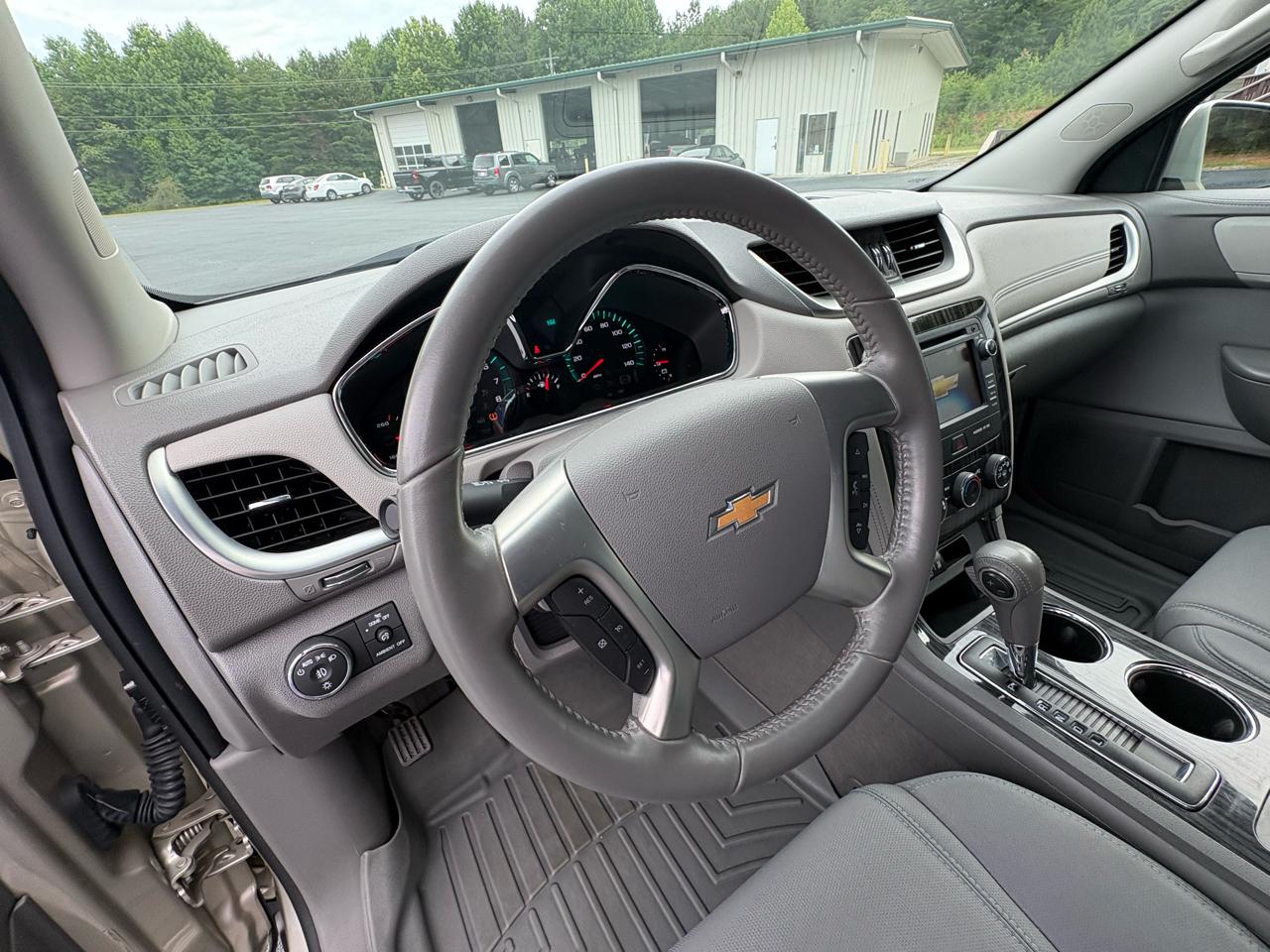 Chevrolet Traverse 1LT FWD 2014