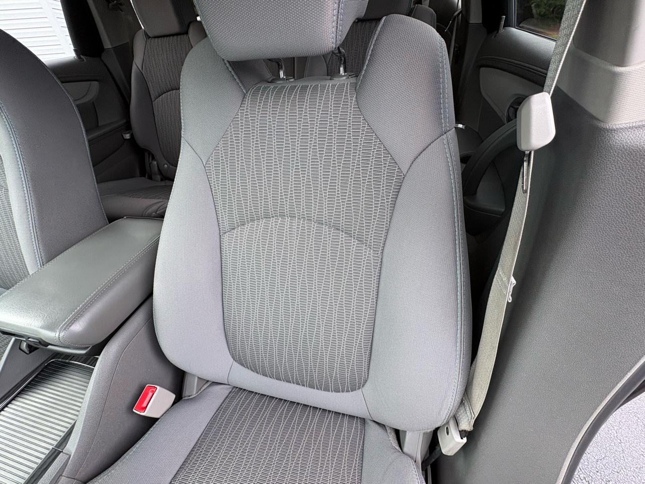 Chevrolet Traverse 1LT FWD 2014