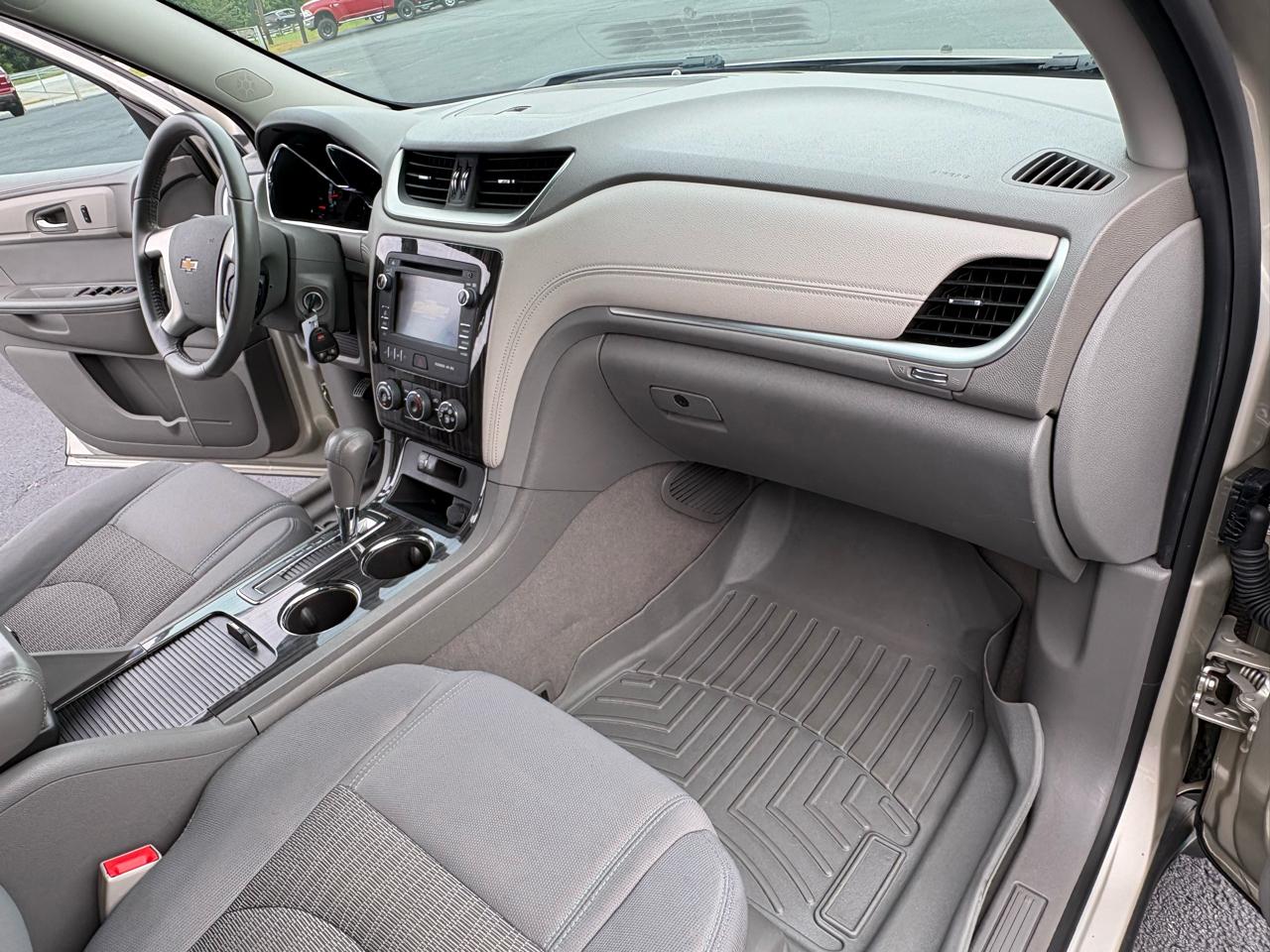 Chevrolet Traverse 1LT FWD 2014