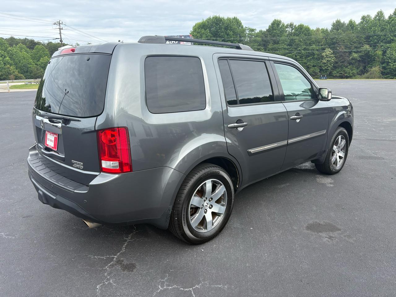 Honda Pilot Touring 4WD 5-Spd AT with DVD 2013