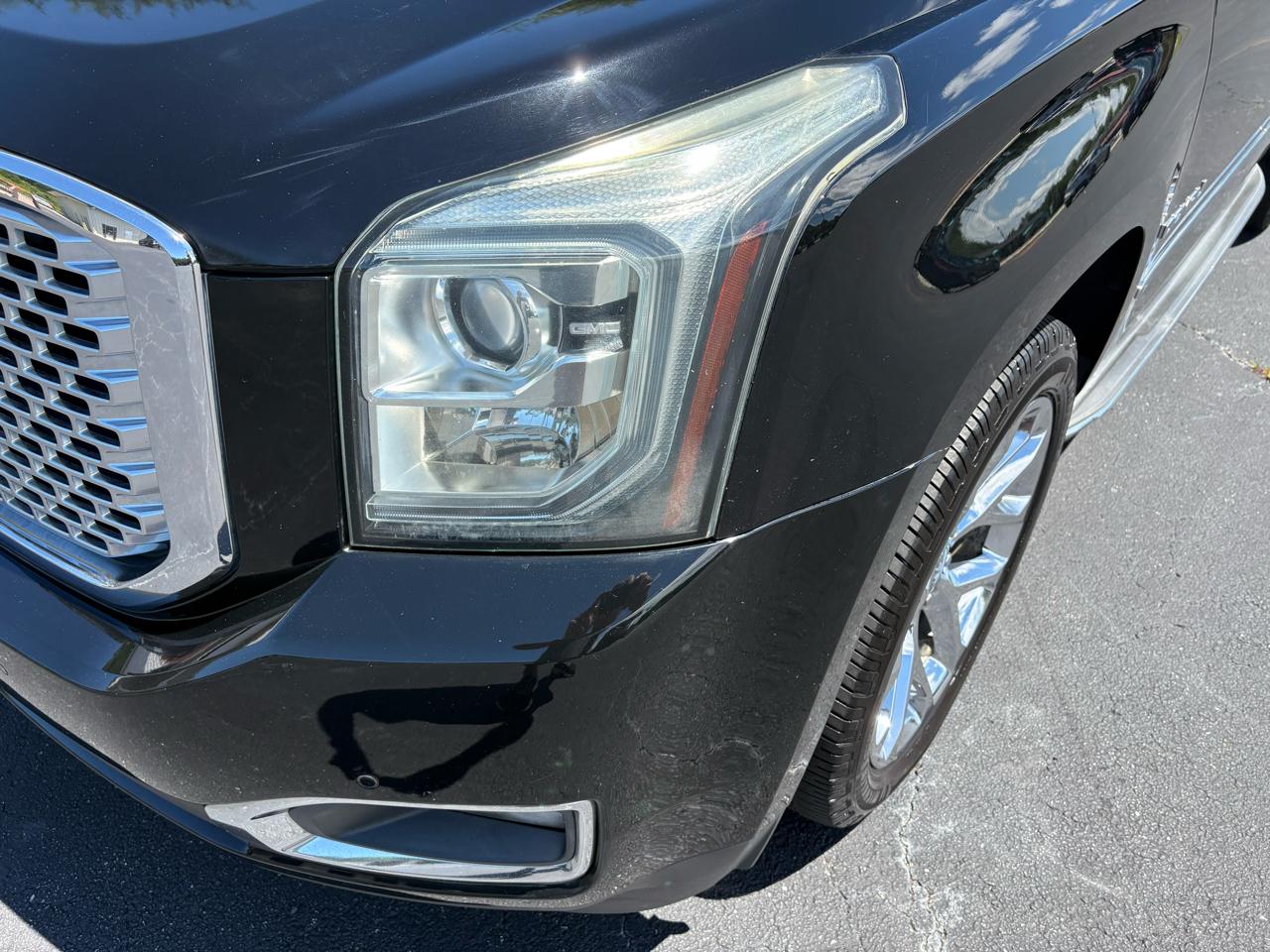 GMC Yukon XL Denali 4WD 2016