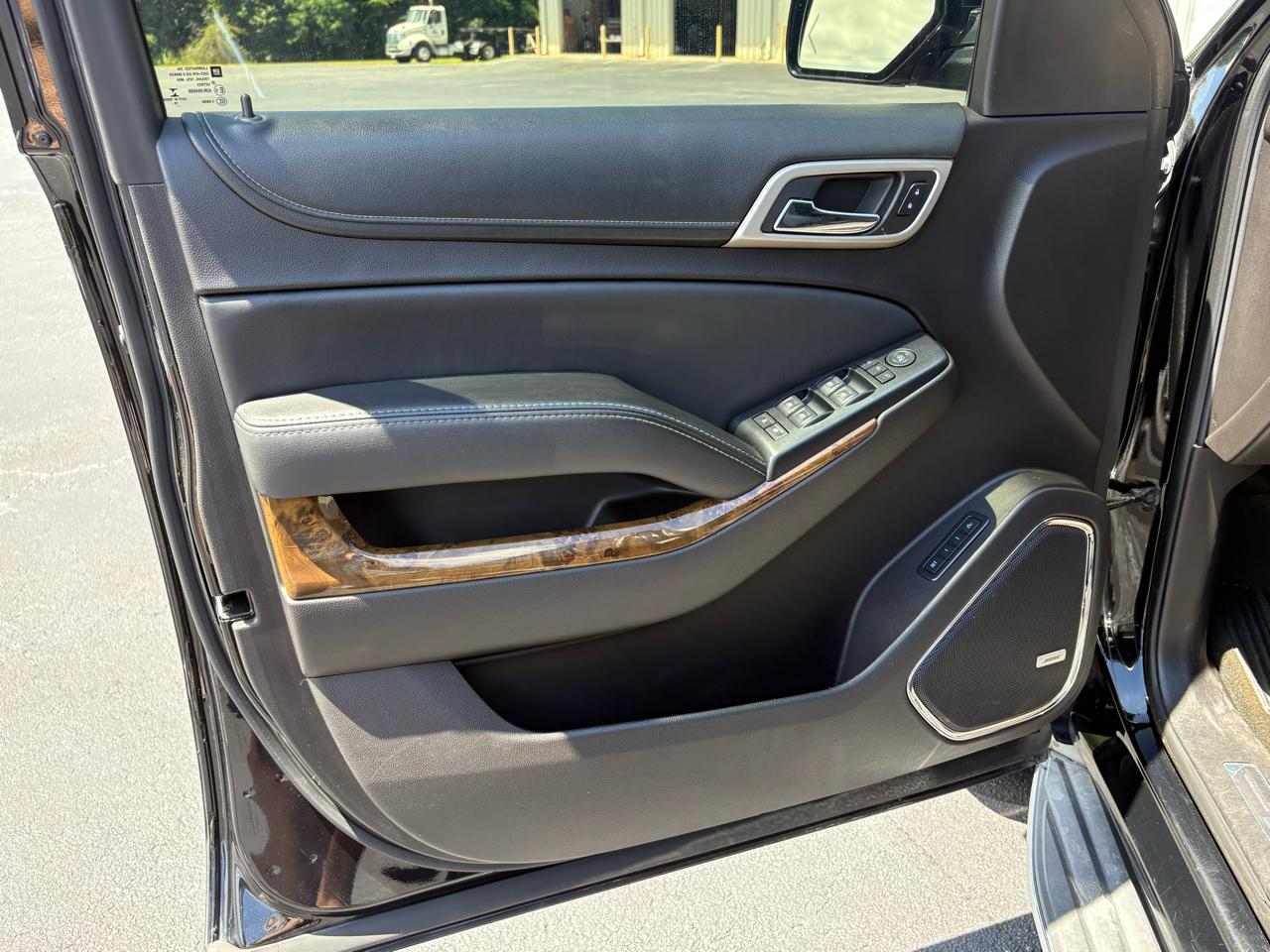 GMC Yukon XL Denali 4WD 2016