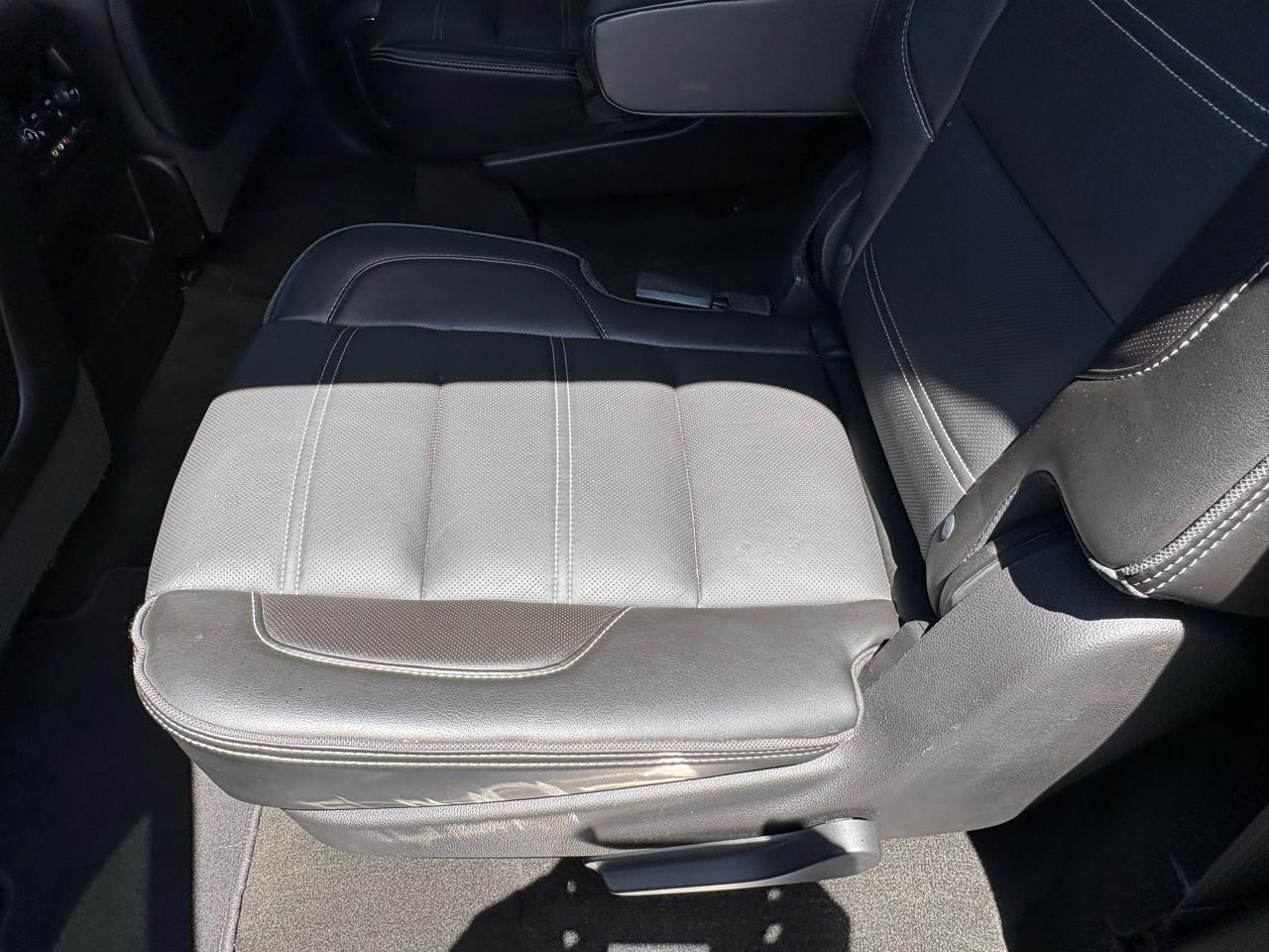 GMC Yukon XL Denali 4WD 2016
