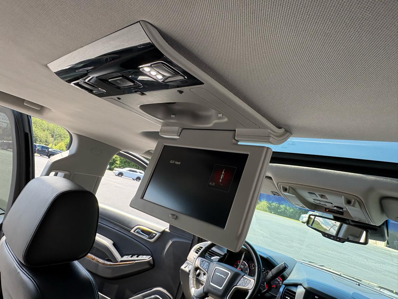 GMC Yukon XL Denali 4WD 2016