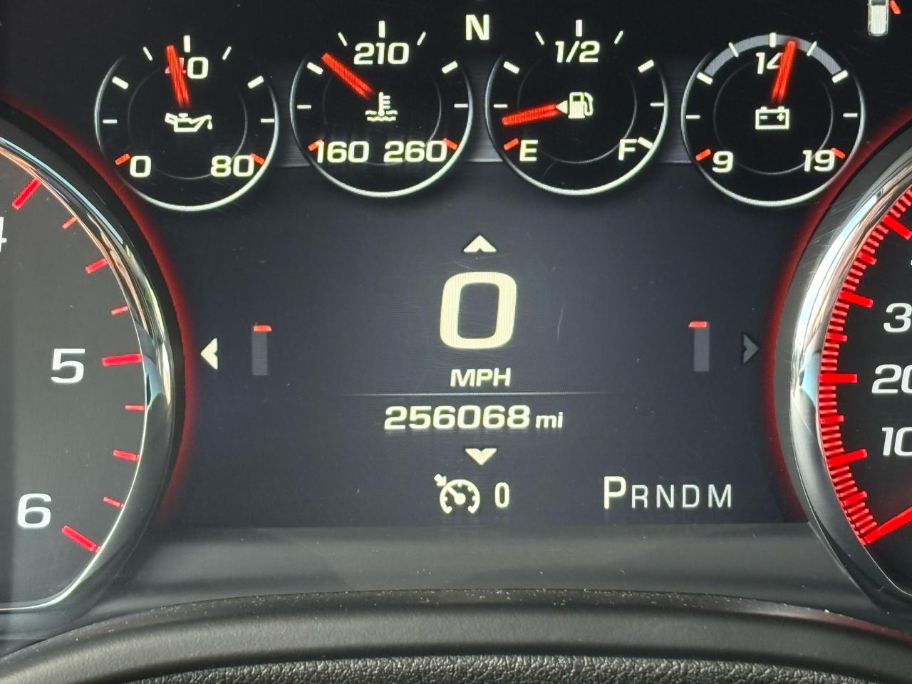 GMC Yukon XL Denali 4WD 2016