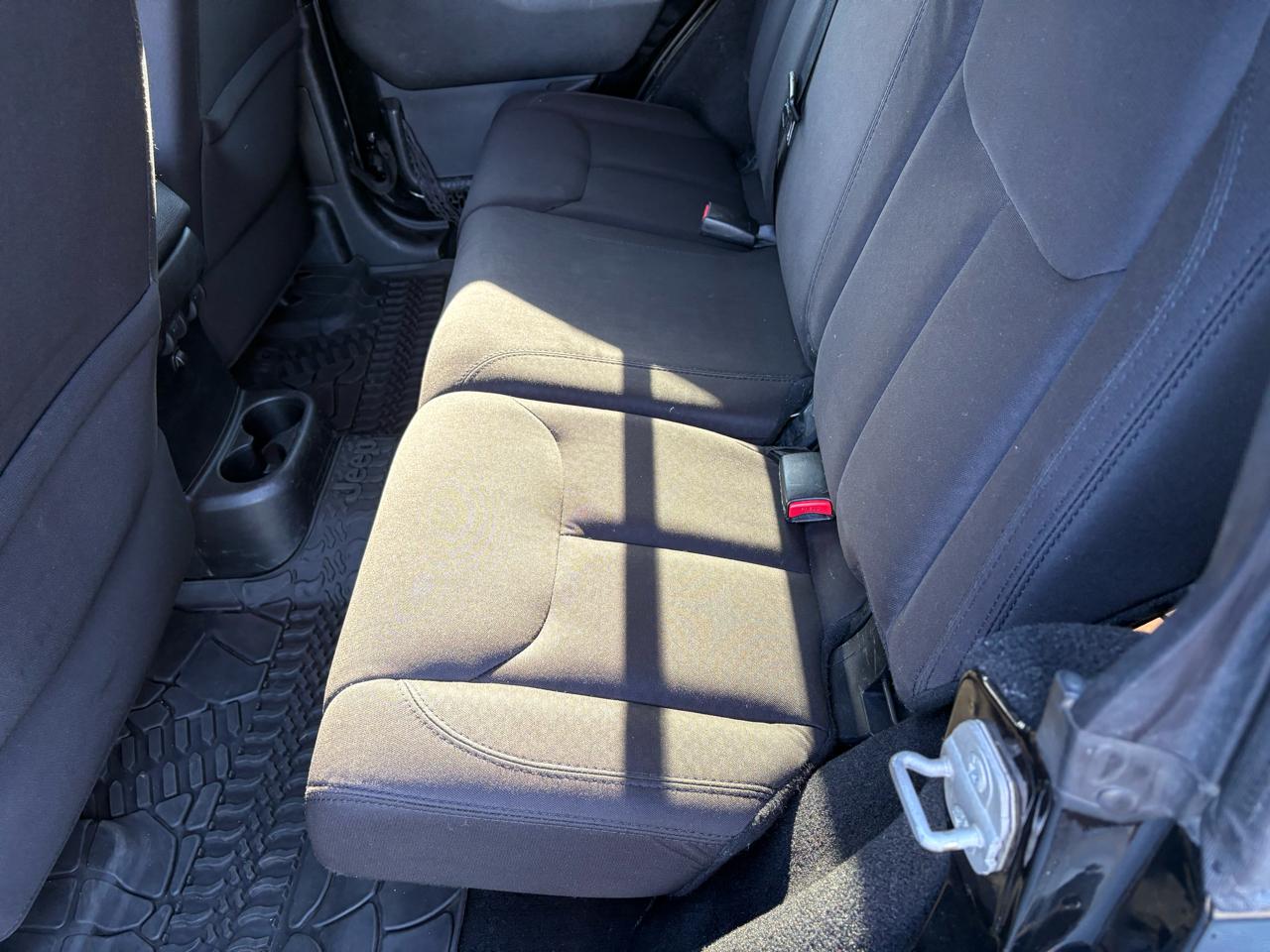 Jeep Wrangler Unlimited Sport 4WD 2014