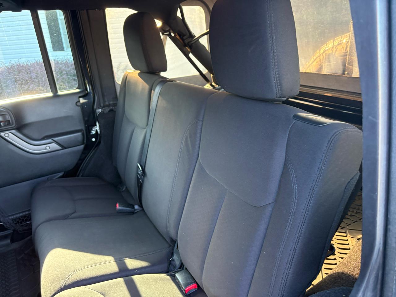Jeep Wrangler Unlimited Sport 4WD 2014