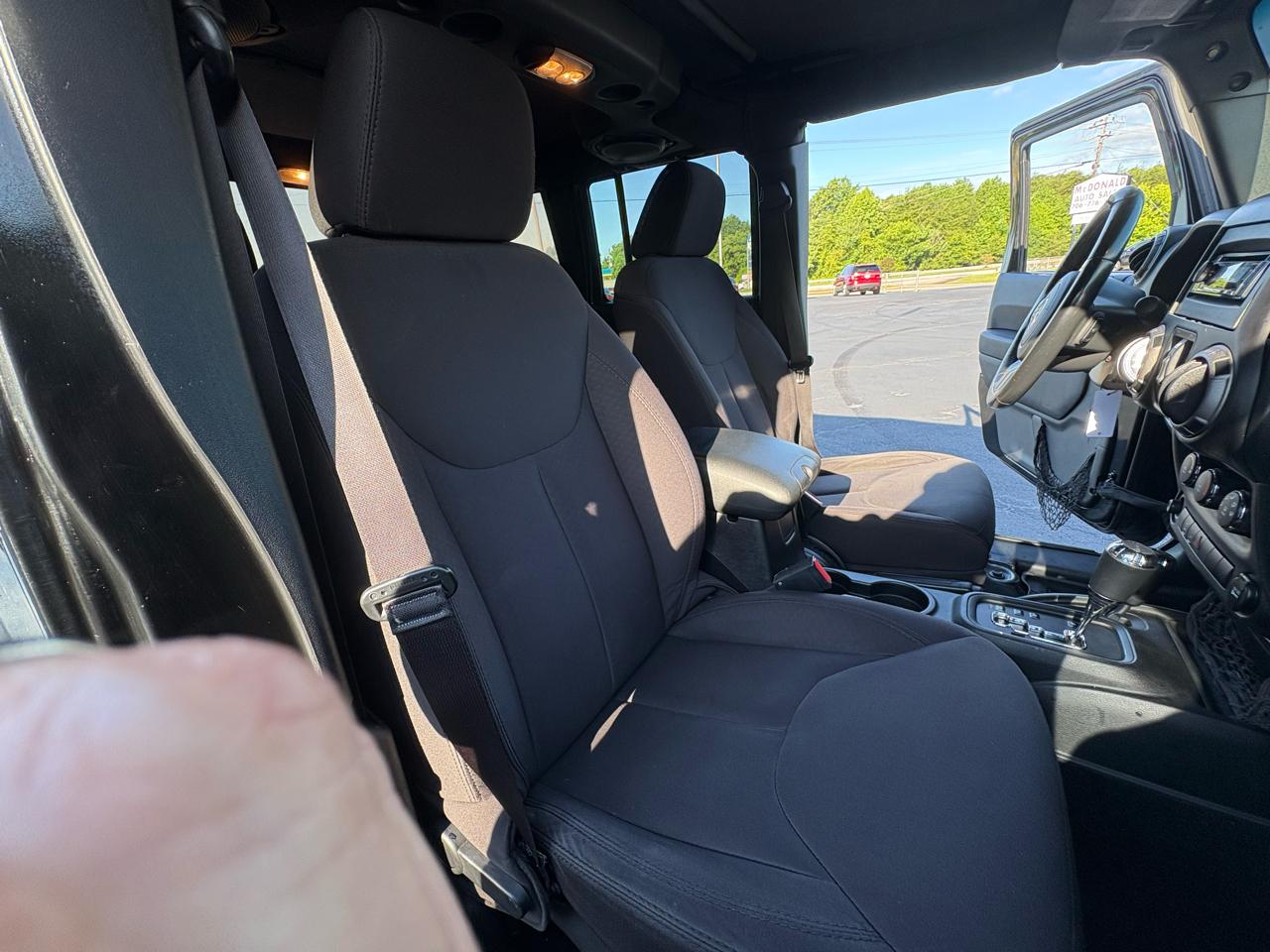 Jeep Wrangler Unlimited Sport 4WD 2014