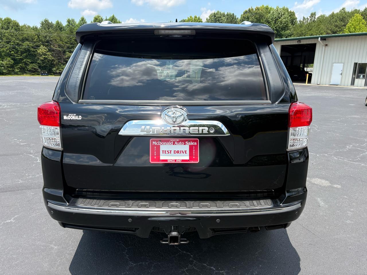 Toyota 4Runner SR5 2WD 2011